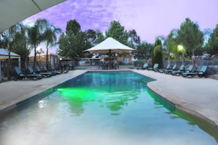 Coolamon NSW eAccommodation