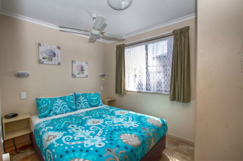 Twin Dolphins Holiday Park - eAccommodation 2