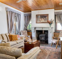 Reillys Wines Heritage Cottages - eAccommodation