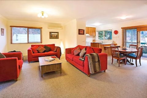 Annie's Escape In Warburton - eAccommodation 3