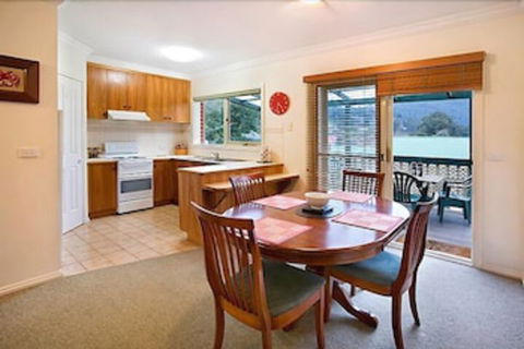 Annie's Escape In Warburton - eAccommodation 2