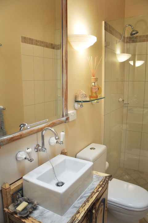 Athelney Cottage - eAccommodation 1