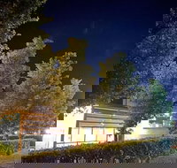 Country Gardens Motel - eAccommodation