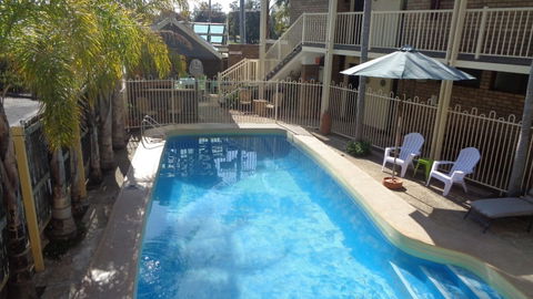 Abel Tasman Waterfront Motel - eAccommodation 1