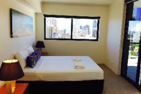 Apartments Downtown - eAccommodation 0