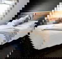 Revive Central Apartments - eAccommodation