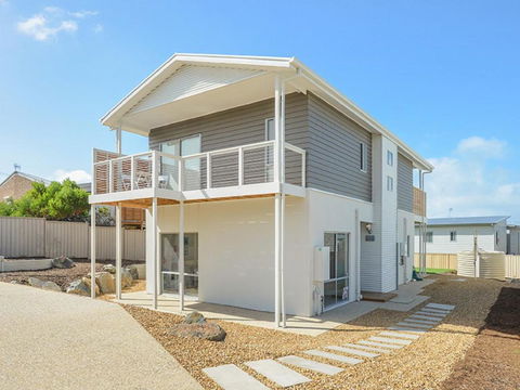 Boomer Beach Retreat Pet Friendly WiFi - eAccommodation 1
