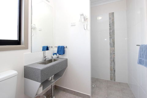 Reef Gardens Motel - eAccommodation 3