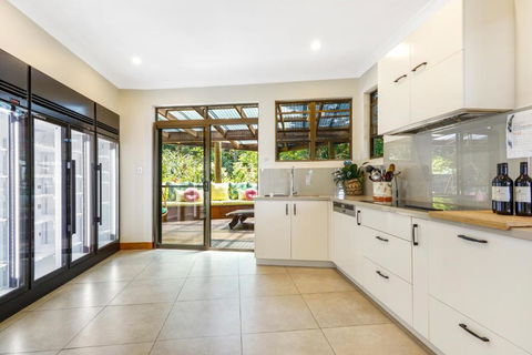 Aquila Retreat - eAccommodation 5