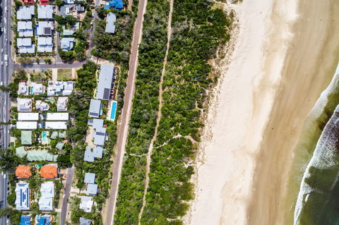 A PERFECT STAY - KoKo's Beach Houses 1 And 2 - eAccommodation 4