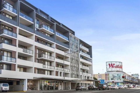 Astra Apartments Liverpool - eAccommodation 5