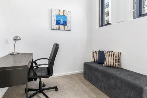 Astra Apartments Liverpool - eAccommodation 2