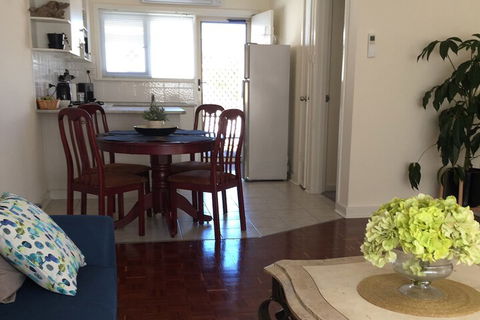 Applecross Village Apartment - eAccommodation 7