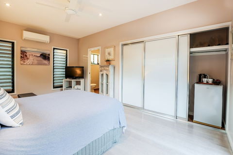 Agnes Water Stays - eAccommodation 5