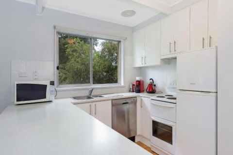 Albury Suites Parkway Lane - eAccommodation 2