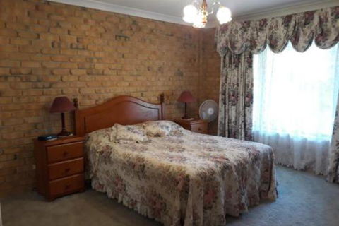 Acacia Apartments - eAccommodation 3