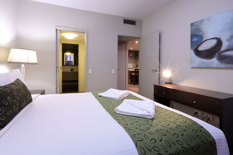 AKOM AT Docklands - eAccommodation 5