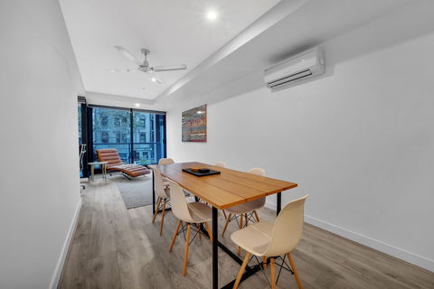 All On Flinders - eAccommodation 2
