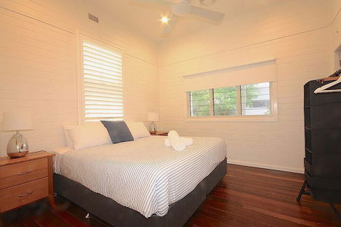 A PERFECT STAY - Cavvanbah Seaside Cottage - eAccommodation 6