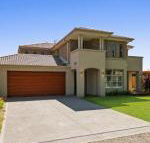 Luxury Coastal Escape - eAccommodation