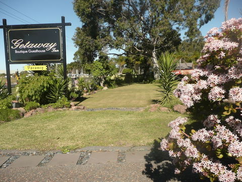 Getaway Inn Boutique Guest House - eAccommodation 0