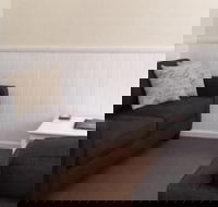 View Hill Holiday Units - eAccommodation