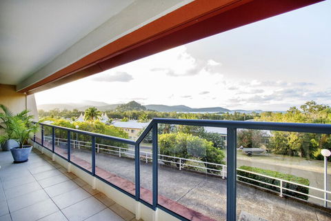 Aqua Marine Boutique Apartment - eAccommodation 3
