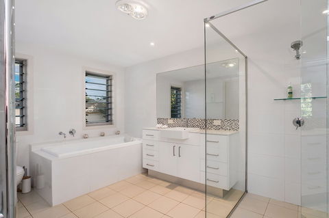 A PERFECT STAY - Byron Beach Style - eAccommodation 1