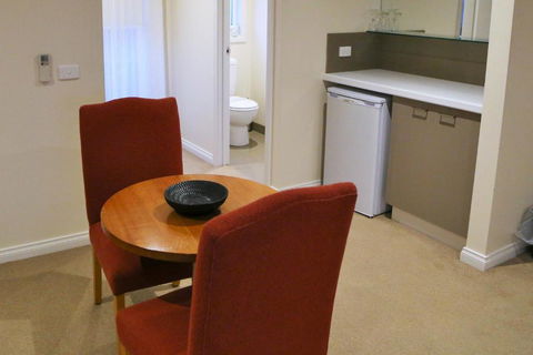 Allansford Hotel Motel - eAccommodation 1