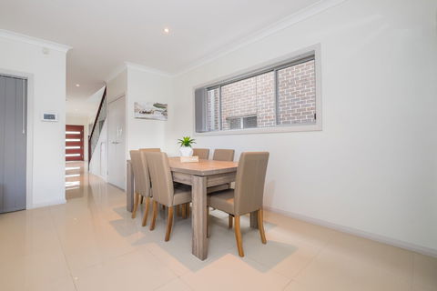 Auspan Guest House - eAccommodation 4