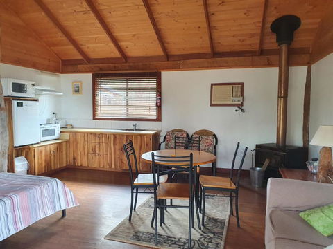 Gaddleen Grove Cottages - eAccommodation 1