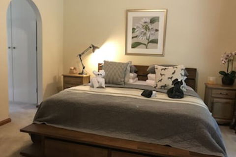 Helen's Homestead - eAccommodation 0