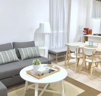 Brand New Stunning Home with Garden - eAccommodation