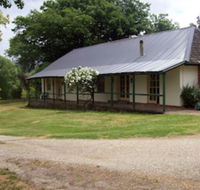 Colonial Inn Guest Rooms - eAccommodation