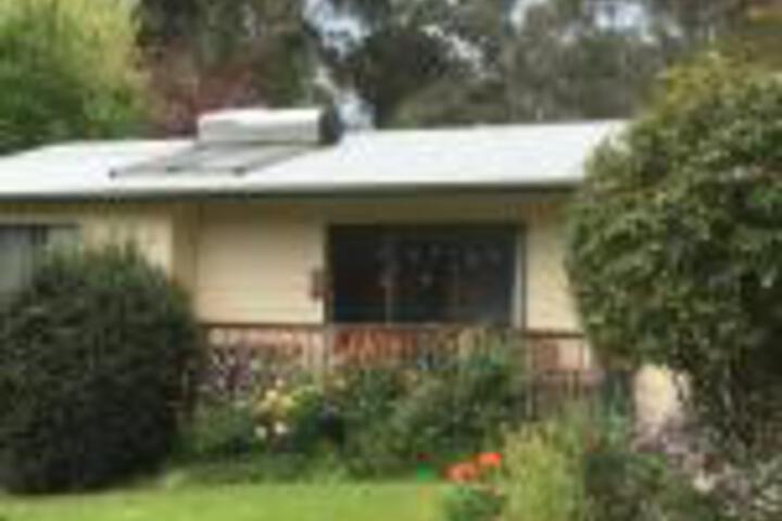 Allambee Reserve VIC eAccommodation