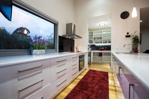 Azura - eAccommodation 3