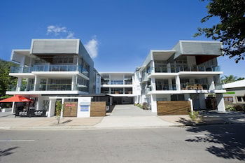 Maggies Beachfront Apt. 13 - eAccommodation 3