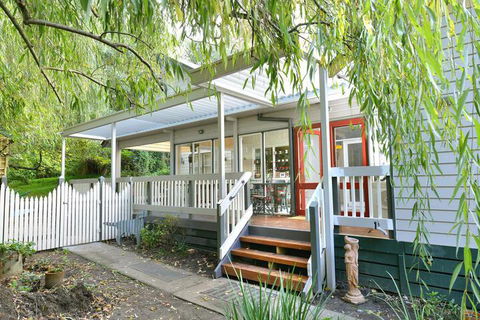 Aura Of The Dandenongs - eAccommodation 0
