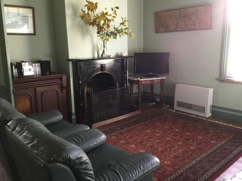 Albion Cottage - eAccommodation 1