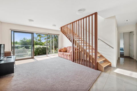 Amaroo - eAccommodation 1