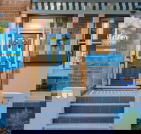 Blue Door Apartments - eAccommodation