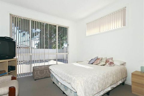 Sandy Walk - eAccommodation 5