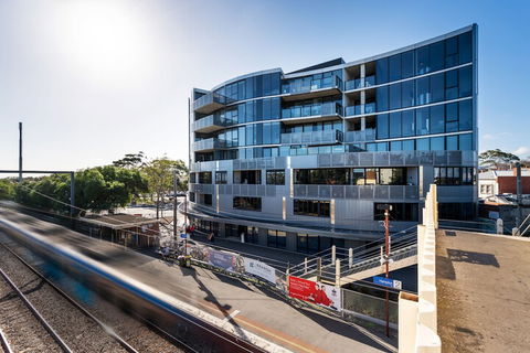 Anchorage Apartments Hampton - eAccommodation 3