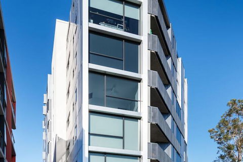 Anchorage Apartments Hampton - eAccommodation 4