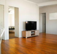 High View Cottage - eAccommodation