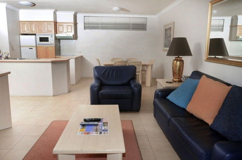 Anglesea Beachfront Court Holiday Units - eAccommodation 6