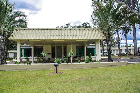 Fairway Lodge Motel - eAccommodation 1