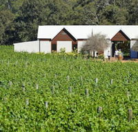 Vineyard Cottage at Upper Reach Winery - eAccommodation
