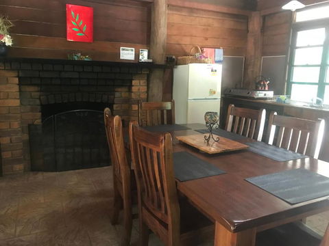 Ferns Hideaway Resort - eAccommodation 5