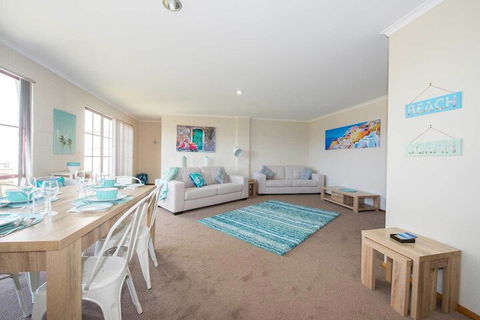 Astro Place - eAccommodation 3